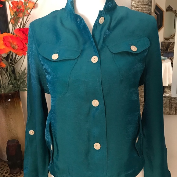 Top - Picture 4 of 5